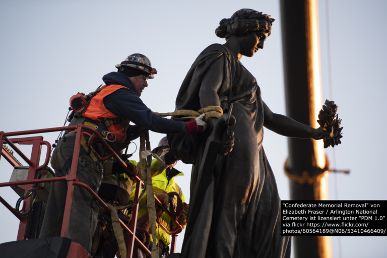 Courseblog Podcast: Public History – Restoring Truth and Sanity to American History. Trump schreibt Amerikas Geschichte (vor).